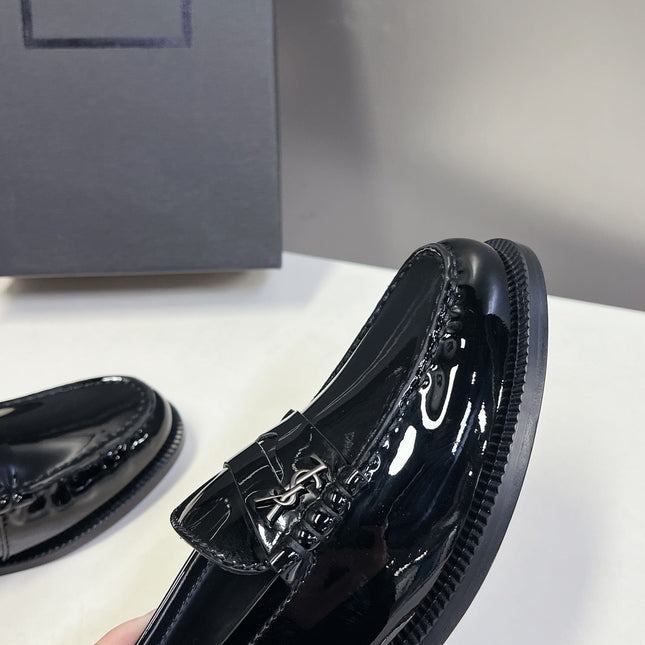 YSL 25S SAINT LAURENT LOAFERS IN BLACK PATENT CALFSKIN