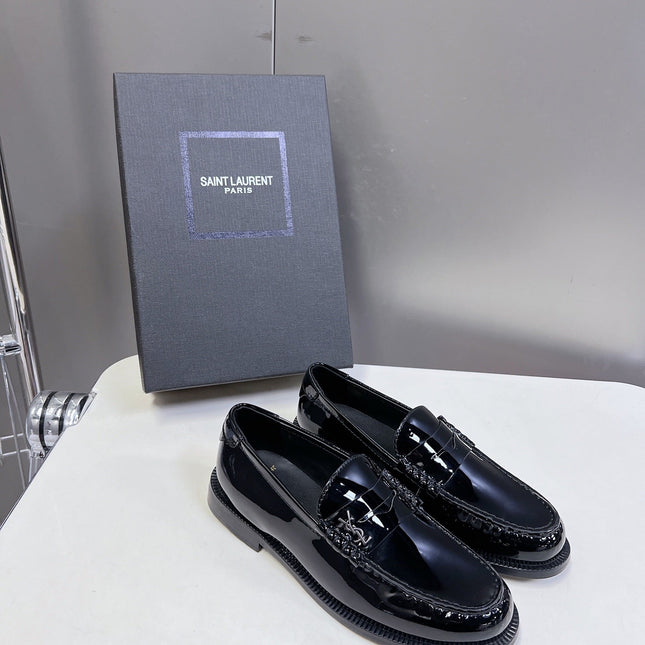 YSL 25S SAINT LAURENT LOAFERS IN BLACK PATENT CALFSKIN