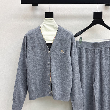 BURBERRY 25S CARDIGAN AND STRAIGHT-LEG PANTS SET 097
