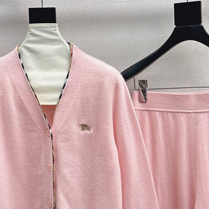 BURBERRY 25S CARDIGAN AND STRAIGHT-LEG PANTS SET 098