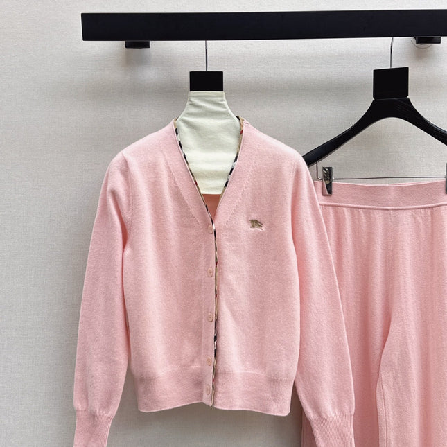 BURBERRY 25S CARDIGAN AND STRAIGHT-LEG PANTS SET 098
