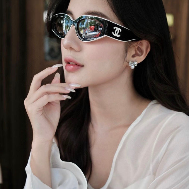 CC Sunglassses Black Mix White 6056