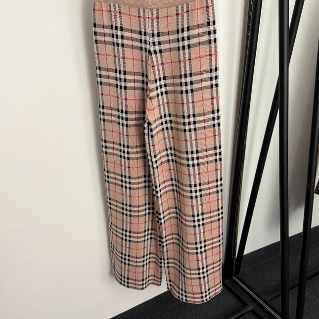 BURBERRY 25S KNITTED SET 079