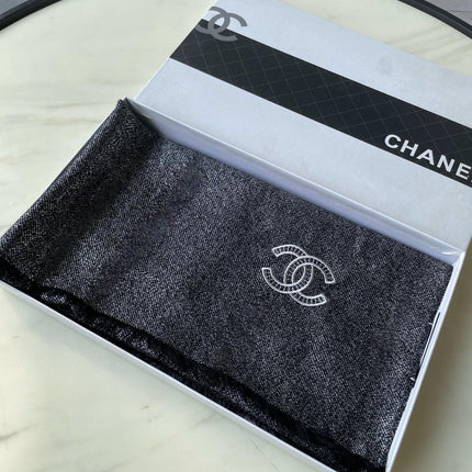 SCARF 210 CM IN BLACK CASHMERE  402208