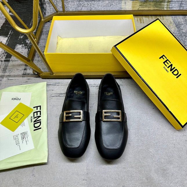 FENDI LOAFERS IN BLACK LAMBSKIN GOLD BUCKLE