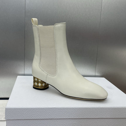 DIOR 25S ANKLE BOOT IN WHITE CALFSKIN