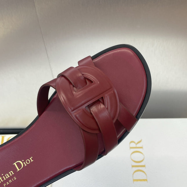D-CLUB SLIDE SANDAL 25S IN BURGUNDY RED CALFSKIN