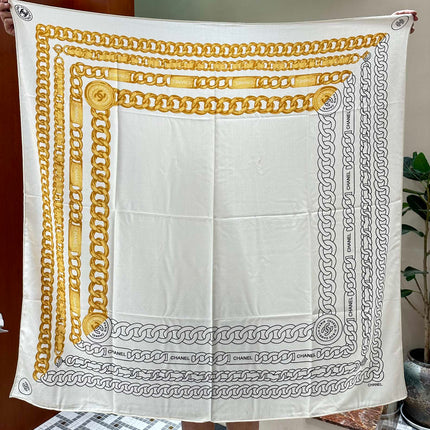 SQUARE SCARF 140 CM IN WHITE MIX GOLD SILK 403988