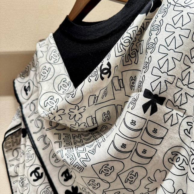 SQUARE SCARF 140 CM IN WHITE MONOGRAM SILK 403998