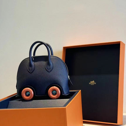 MINI BODIE ON WHEELS 20 IN BLACK EPSOM LEATHER