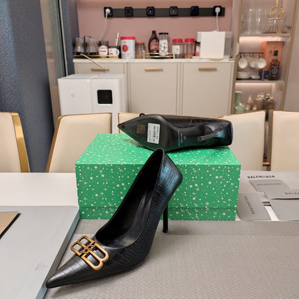 POINTED BB GOLD BUCKLE HIGH PUMPS IN BLACK CROCODILE PATTERN CALFSKIN