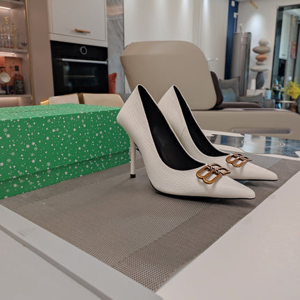 POINTED BB GOLD BUCKLE HIGH PUMPS IN WHITE CROCODILE PATTERN CALFSKIN