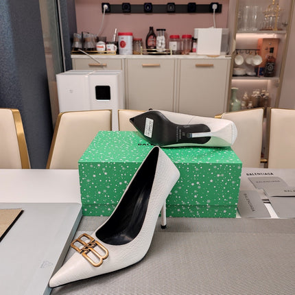 POINTED BB GOLD BUCKLE HIGH PUMPS IN WHITE CROCODILE PATTERN CALFSKIN