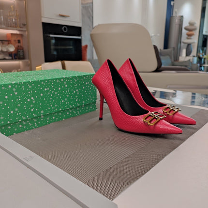 POINTED BB GOLD BUCKLE HIGH PUMPS IN RED CROCODILE PATTERN CALFSKIN