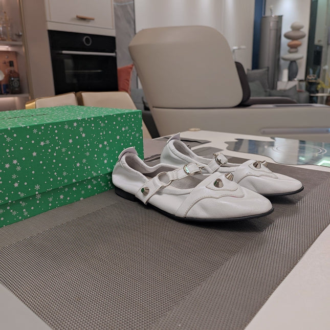 STUDDED MARY JANE FLATS IN WHITE SHINY LAMBSKIN