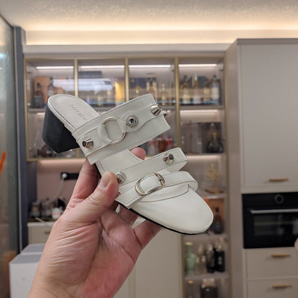 STRAPPY MEDIUM HEELED SANDALS IN WHITE STUDDED WAX-OIL SHEEPSKIN