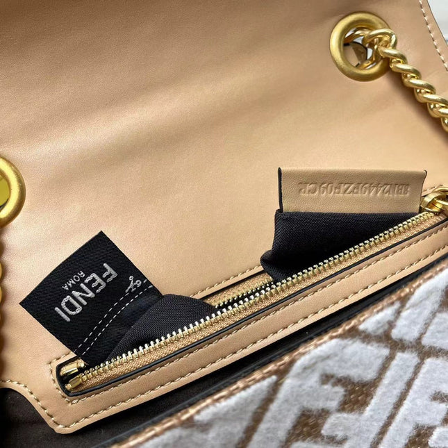 BAGUETTE 24 IN WHITE WOOL AND CAMEL BROWN RAFFIA CALFSKIN TRIM