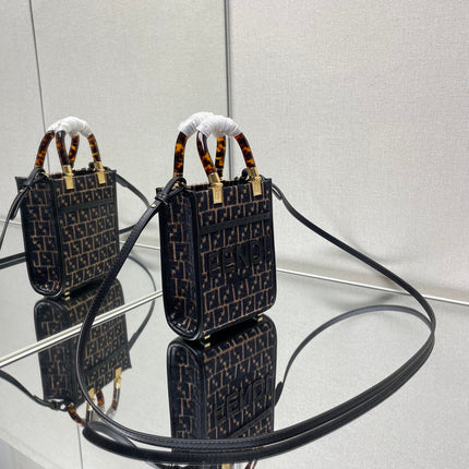 MINI SUNSHINE 18 IN BROWN RAFFIA AND BLACK WOOL CALFSKIN TRIM