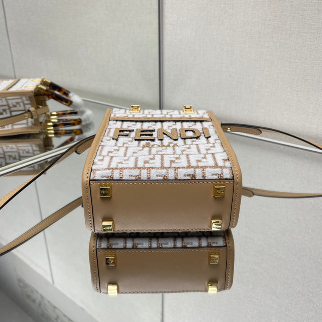 MINI SUNSHINE 18 IN WHITE WOOL AND CAMEL BROWN RAFFIA CALFSKIN TRIM