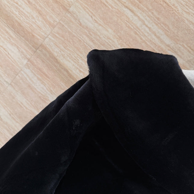 HERMES 25S SHEARLING COAT WITH LARGE LAPELS 213