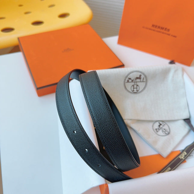 MINI H BELT BUCKLE & REVERSIBLE BLACK LEATHER STRAP 24 MM GOLD HARDWARE