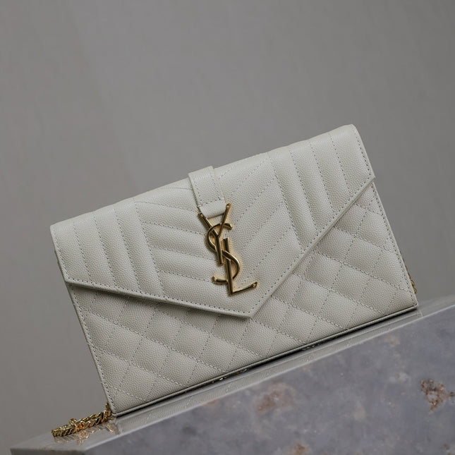 ENVELOPE CHAIN BAG 22 IN WHITE LAMBSKIN GOLD HARDWARE