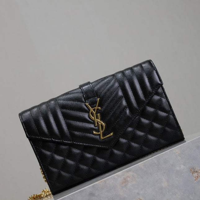 ENVELOPE CHAIN BAG 22 IN BLACK LAMBSKIN GOLD HARDWARE