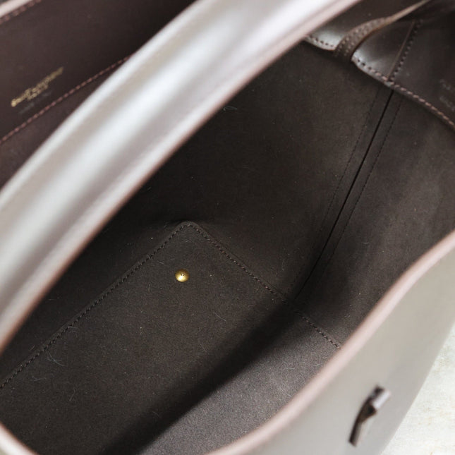 LE 37 MEDIUM BUCKET BAG 26 IN BRUNETTE BROWN CALFSKIN GOLD HARDWARE