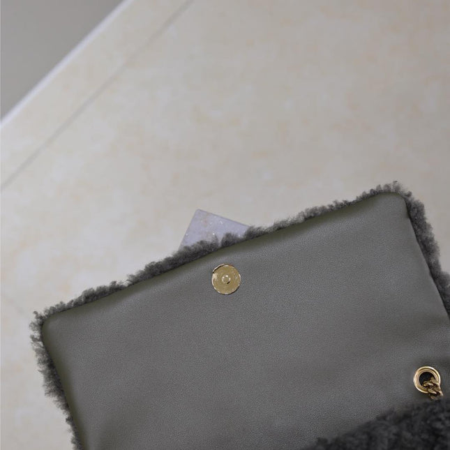 JAMIE BAG 25 IN DARK GRAY LAMB WOOL