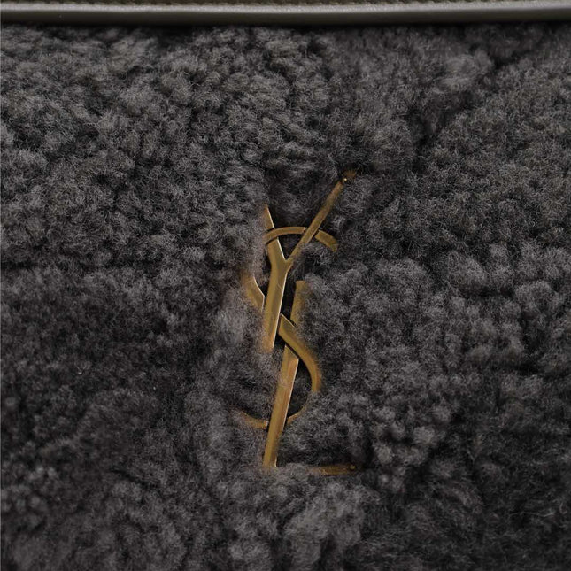 JAMIE BAG 25 IN DARK GRAY LAMB WOOL