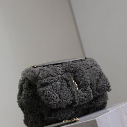 JAMIE BAG 20 IN DARK GRAY LAMB WOOL