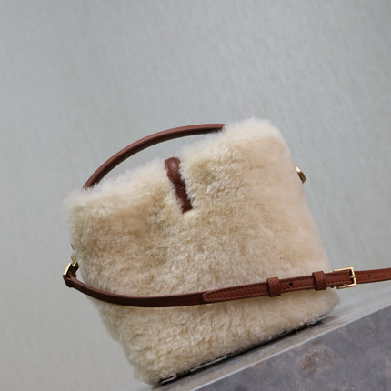 LE 37 MINI BUCKET BAG 15 IN CREAM SHEARLING AND BROWN LEATHER TRIM
