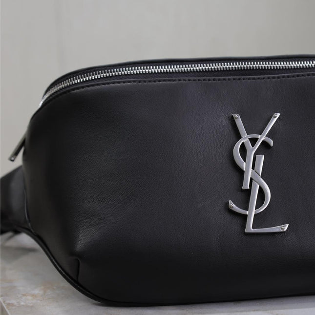 CLASSIC CROSSBODY BAG 25 IN BLACK LAMBSKIN SILVER LOGO