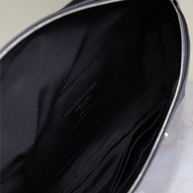 CLASSIC CROSSBODY BAG 25 IN BLACK LAMBSKIN SILVER LOGO