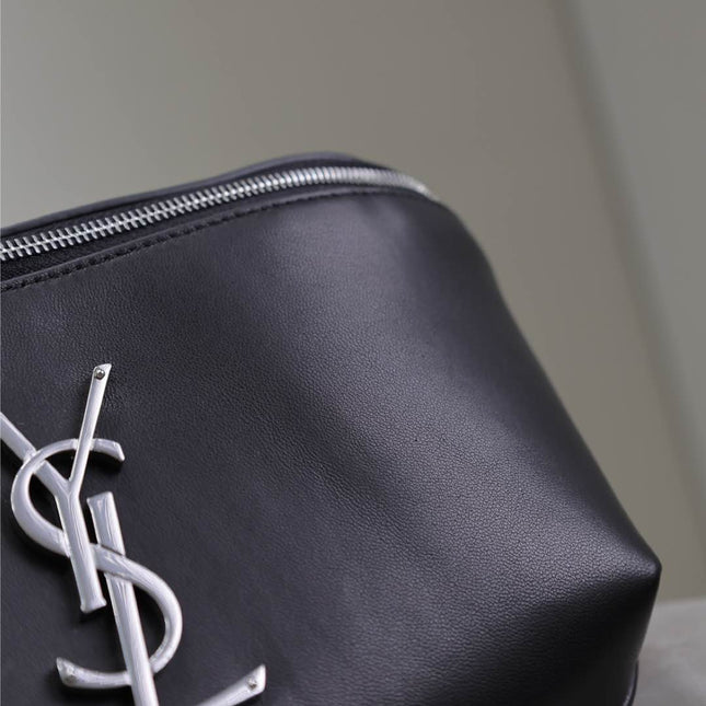 CLASSIC CROSSBODY BAG 25 IN BLACK LAMBSKIN SILVER LOGO
