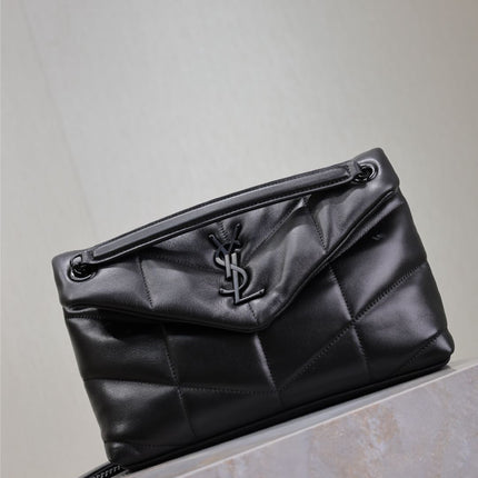 YSL 25S LOULOU PUFFER MM 29 IN BLACK CALFSKIN BLACK HARDWRE