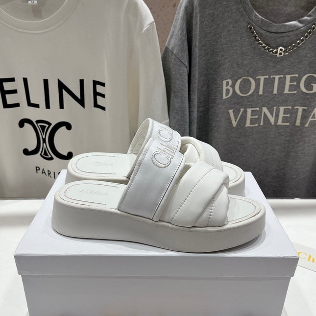 CHLOÉ MILA PLATFORM 5 CM IN WHITE NYLON WITH EMBROIDERED LOGO