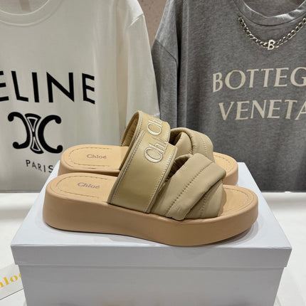 CHLOÉ MILA PLATFORM 5 CM IN OYSTER GREY NYLON WITH EMBROIDERED LOGO