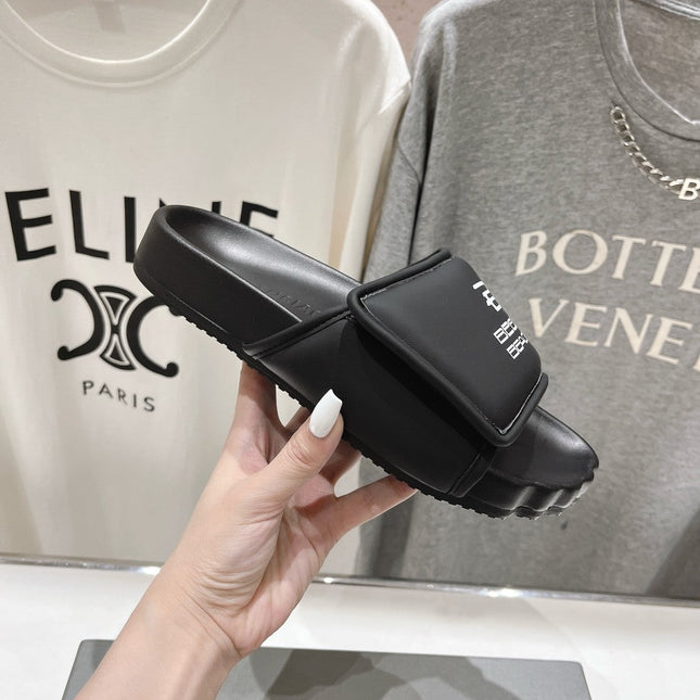 SLIDE SANDALS IN BLACK NYLON AND RUBBER WHITE PRINT