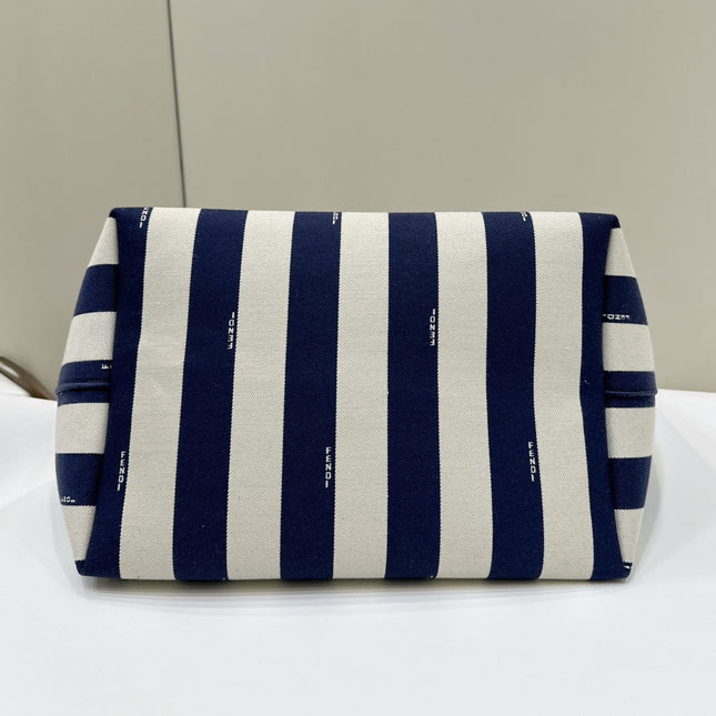 LARGE ROLL 33 IN MIDNIGHT BLUE MIX WHITE JACQUARD FABRIC