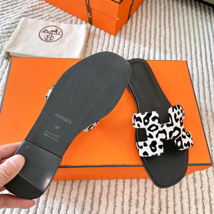 0RAN SANDAL IN BLACK MIX WHITE SUEDE