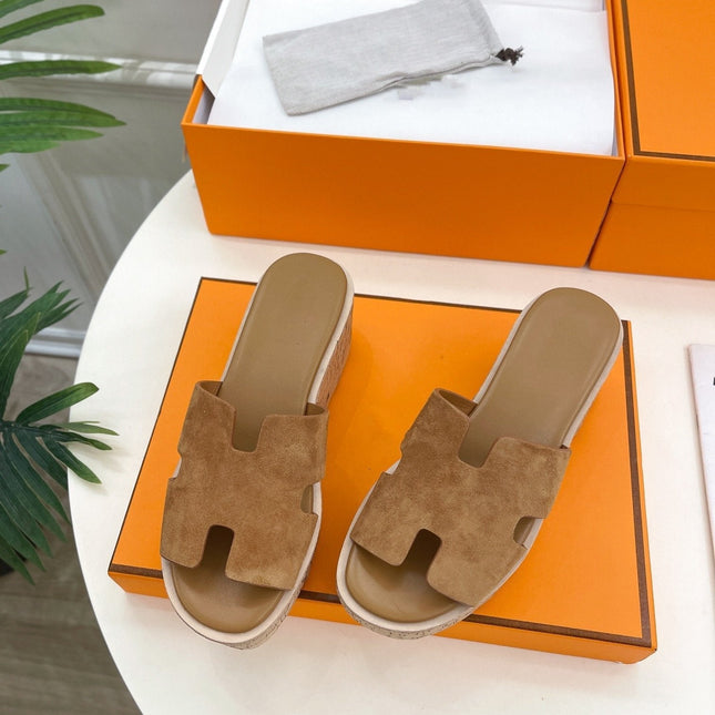 Eze 30 Sandal Brown Suede