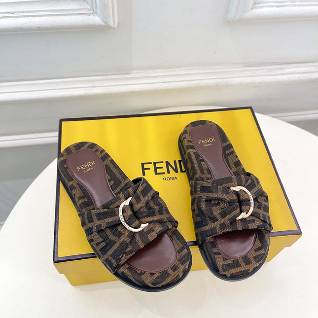 FENDI FLAT SLIPPER IN CHOCOLATE BROWN MONOGRAM JACQUARD FABRIC WITH GOLD HARDWARE