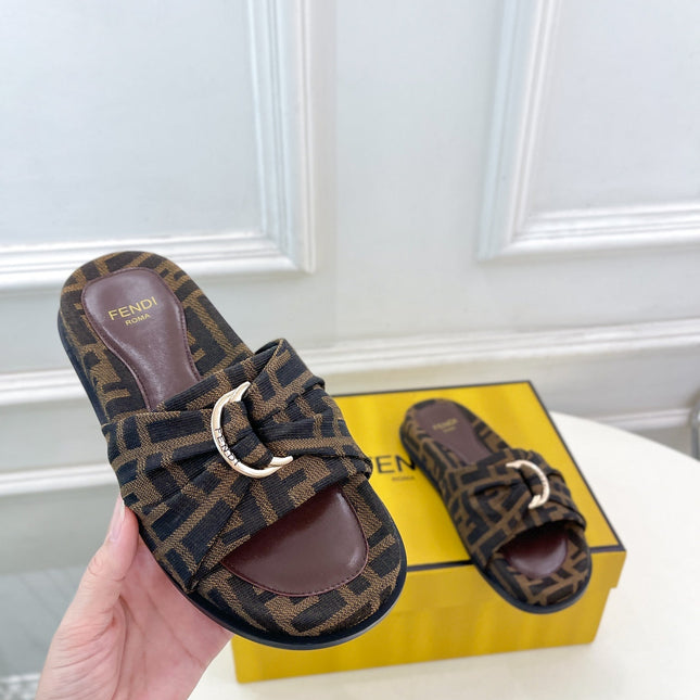 FENDI FLAT SLIPPER IN CHOCOLATE BROWN MONOGRAM JACQUARD FABRIC WITH GOLD HARDWARE