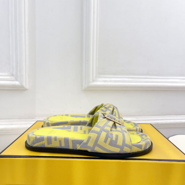 FENDI FLAT SLIPPER IN YELLOW MIX GREY MONOGRAM JACQUARD FABRIC WITH GOLD HARDWARE