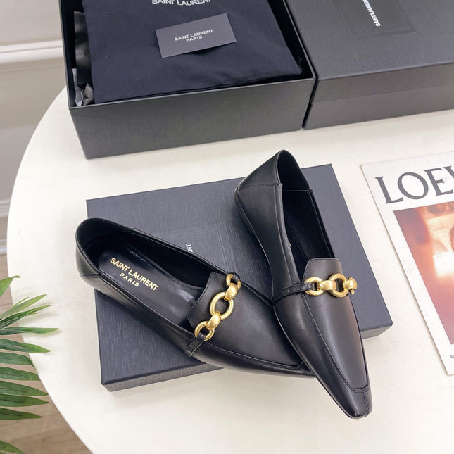 FLAT LOAFERS WITH GOLD CHAIN IN BLACK SMOOTH CALFSKIN