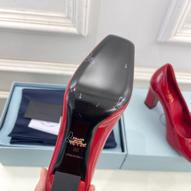 SQUARE TOE HIGH PUMPS IN CRIMSON RED GLOSSY CALFSKIN