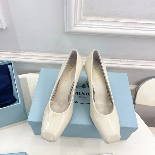 SQUARE TOE HIGH PUMPS IN WHITE GLOSSY CALFSKIN