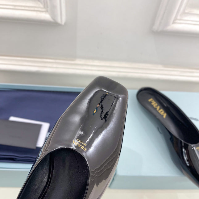 MULES SQUARE TOE IN BLACK SHINY CALFSKIN