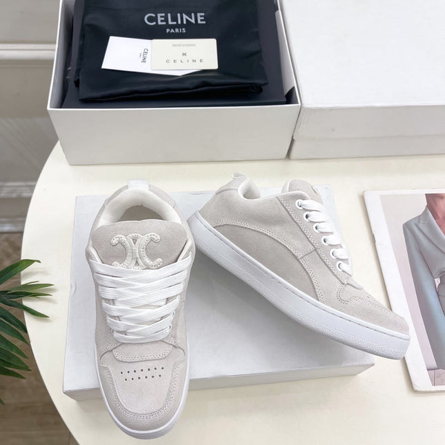 HUNTINGTON LOW LACE-UP SNEAKER IN PALE GRAY SUEDE AND MESH